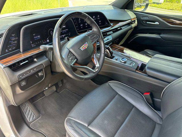 Photo of 2023 Crystal White Tricoat Cadillac Escalade