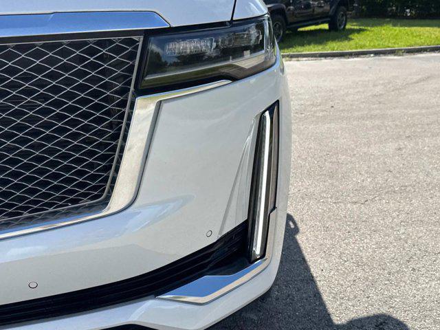Photo of 2023 Crystal White Tricoat Cadillac Escalade