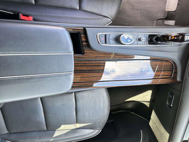Photo of 2023 Crystal White Tricoat Cadillac Escalade