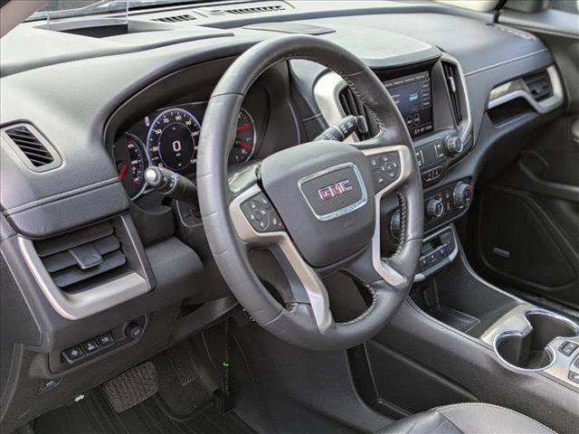 Photo of 2022 White Frost Tricoat GMC Terrain