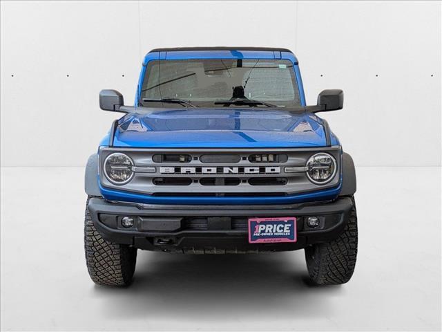 Photo of 2021 Velocity Blue Metallic Ford Bronco