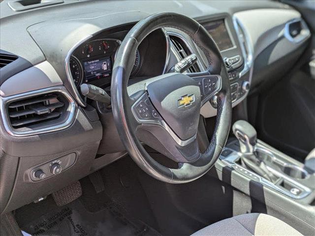 Photo of 2023 Summit White Chevrolet Equinox
