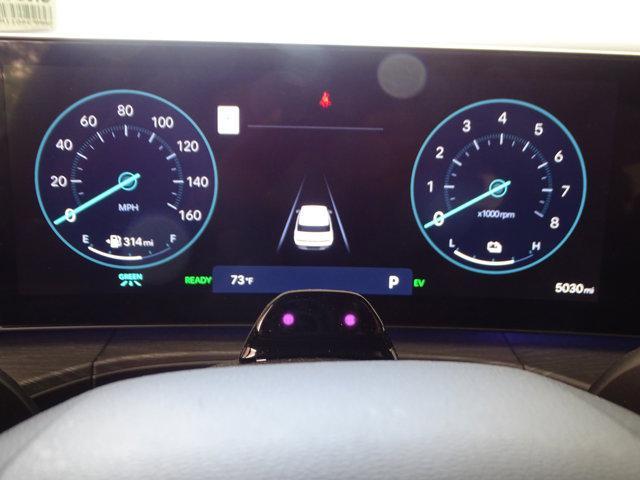 Photo of 2024 Phantom Black Hyundai SANTA FE