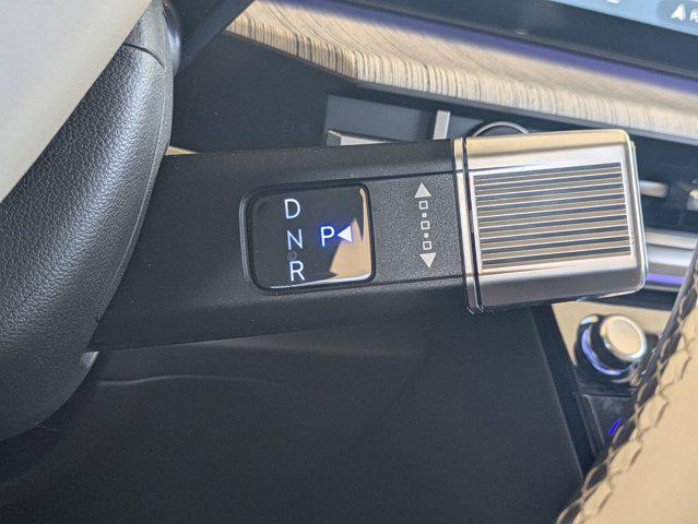 Photo of 2024 Phantom Black Hyundai SANTA FE