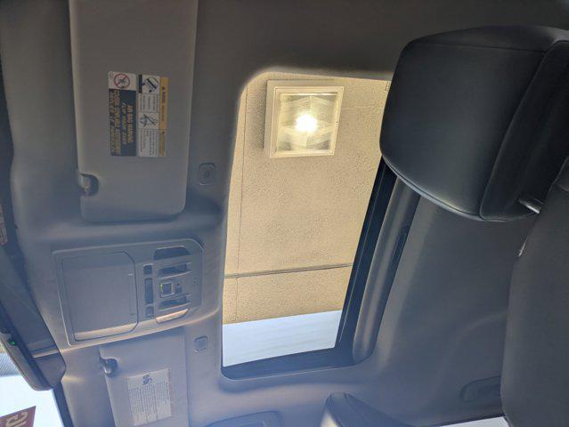 Photo of 2023 Celestial Silver Metallic Toyota Highlander