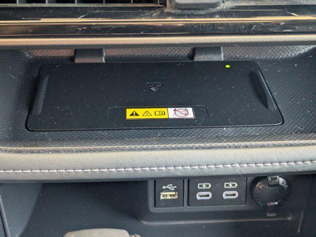 Photo of 2023 Celestial Silver Metallic Toyota Highlander