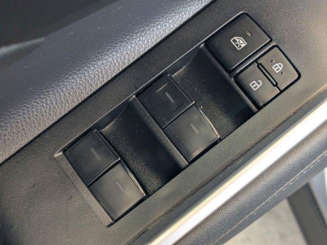 Photo of 2023 Celestial Silver Metallic Toyota Highlander
