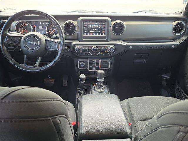 Photo of 2020 Black Clearcoat Jeep Wrangler Unlimited