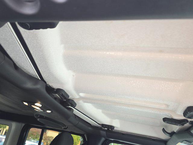 Photo of 2020 Black Clearcoat Jeep Wrangler Unlimited
