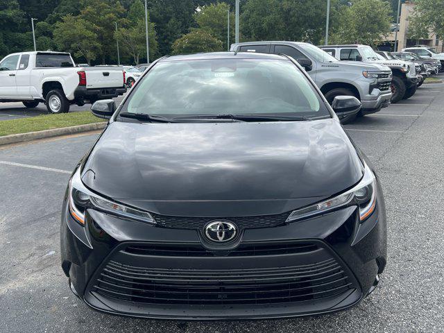 Photo of 2025 Midnight Black Metallic Toyota Corolla