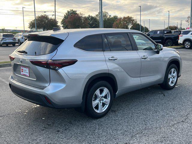Photo of 2024 Celestial Silver Metallic Toyota Highlander