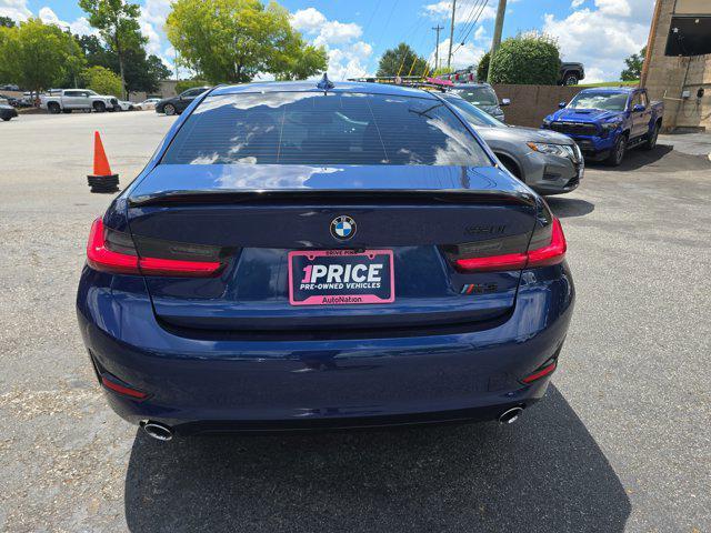 Photo of 2020 Portimao Blue Metallic BMW 330