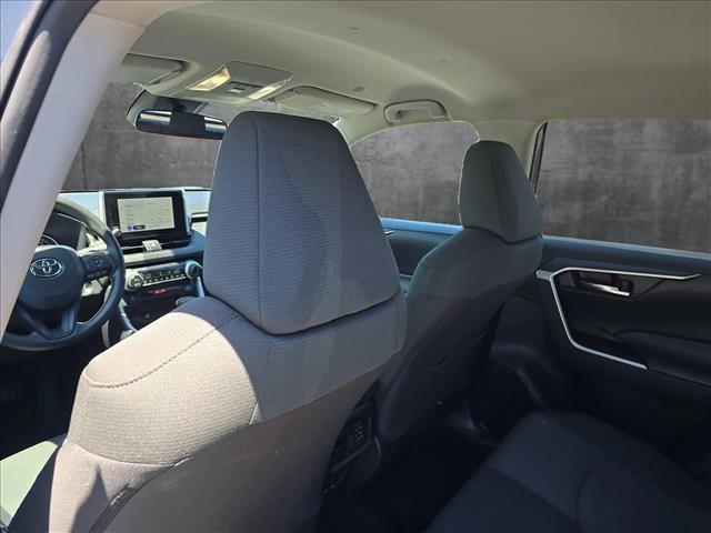 Photo of 2024 Silver/Gray Toyota RAV4