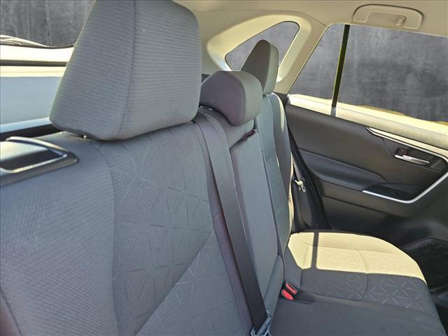 Photo of 2024 Silver/Gray Toyota RAV4