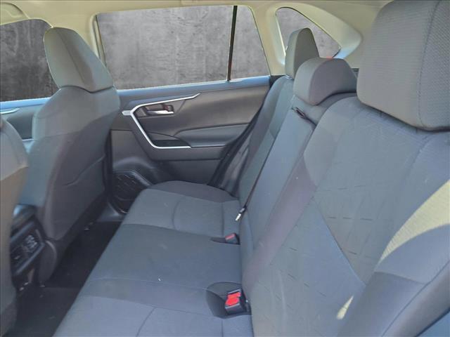 Photo of 2024 Silver/Gray Toyota RAV4