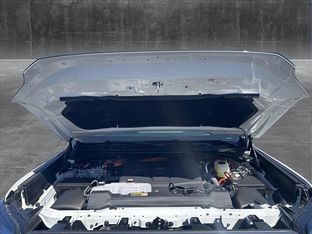 Photo of 2025 Wind Chill Pearl Toyota Tundra Hybrid