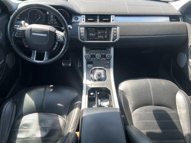 Photo of 2016 Indus Silver Metallic Land Rover Range Rover Evoque