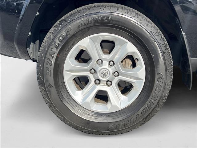 Photo of 2022 Midnight Black Metallic Toyota 4Runner