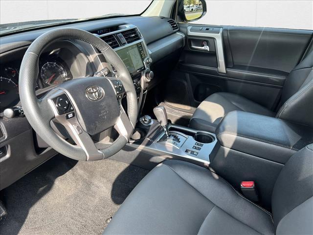 Photo of 2022 Midnight Black Metallic Toyota 4Runner
