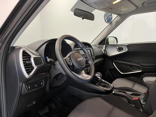Photo of 2022 Gravity Gray Kia Soul