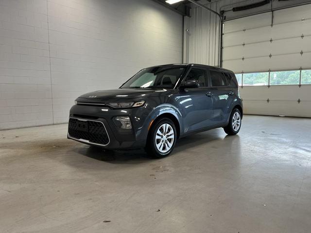 Photo of 2022 Gravity Gray Kia Soul