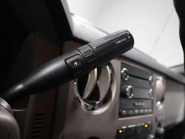 Photo of 2014 Oxford White Ford F-250