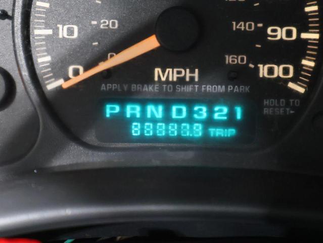 Photo of 2002 Light Pewter Chevrolet Silverado 1500
