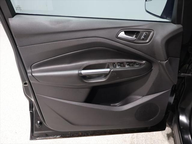 Photo of 2014 Tuxedo Black Ford Escape
