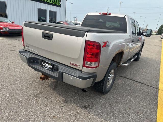 Photo of 2009 Silver Birch GMC Sierra 2500
