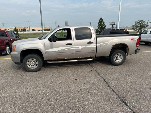 Photo of 2009 Silver Birch GMC Sierra 2500