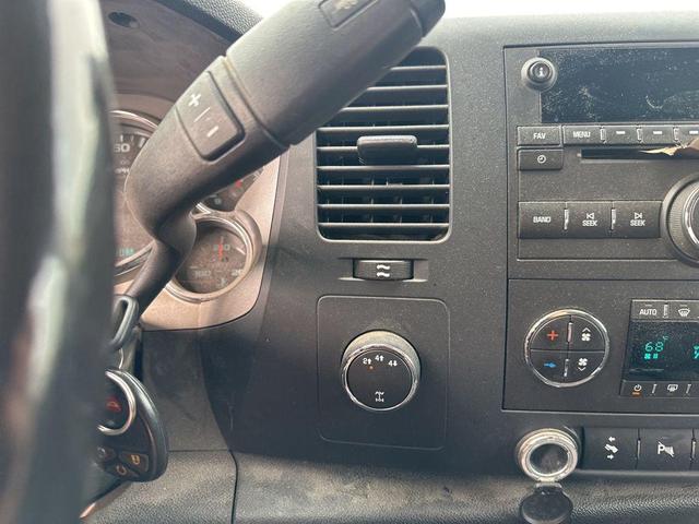 Photo of 2009 Silver Birch GMC Sierra 2500