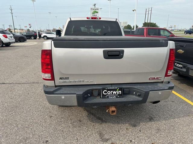 Photo of 2009 Silver Birch GMC Sierra 2500