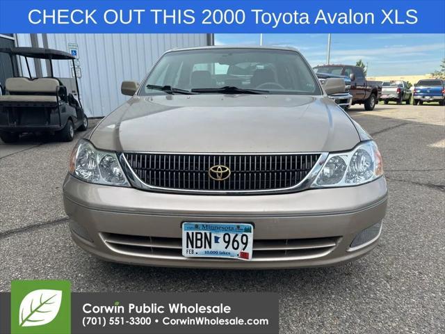 Photo of 2000 Desert Sand Mica Toyota Avalon