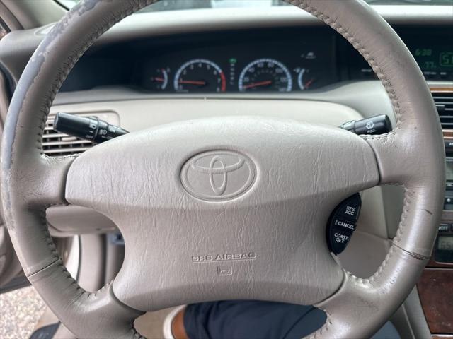 Photo of 2000 Desert Sand Mica Toyota Avalon
