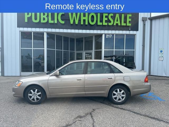 Photo of 2000 Desert Sand Mica Toyota Avalon