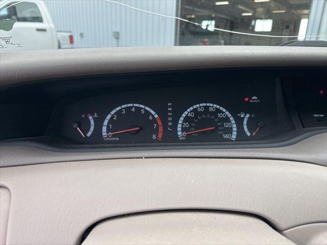 Photo of 2000 Desert Sand Mica Toyota Avalon