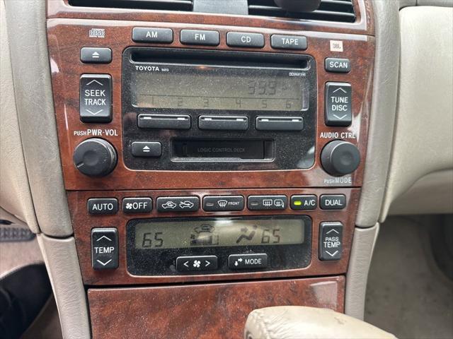 Photo of 2000 Desert Sand Mica Toyota Avalon
