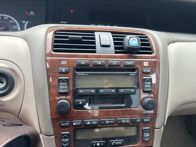 Photo of 2000 Desert Sand Mica Toyota Avalon