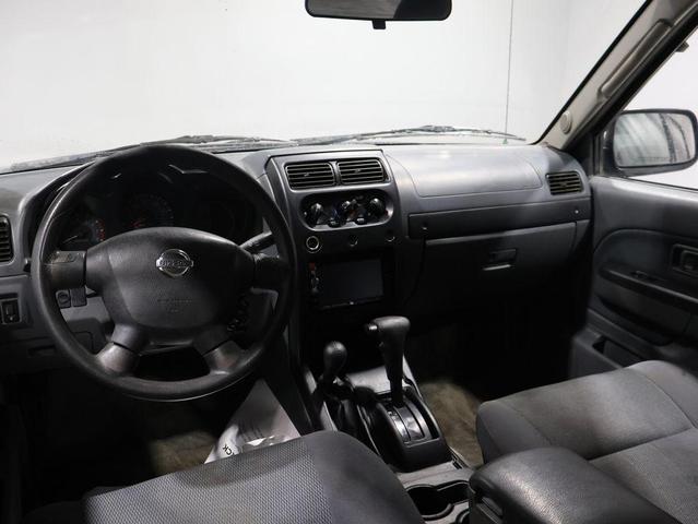 Photo of 2003 Super Black Nissan Frontier