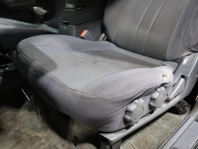 Photo of 2003 Super Black Nissan Frontier