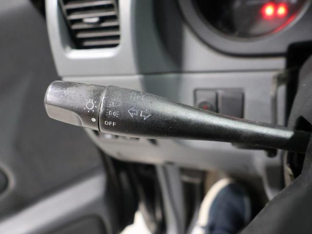Photo of 2003 Super Black Nissan Frontier