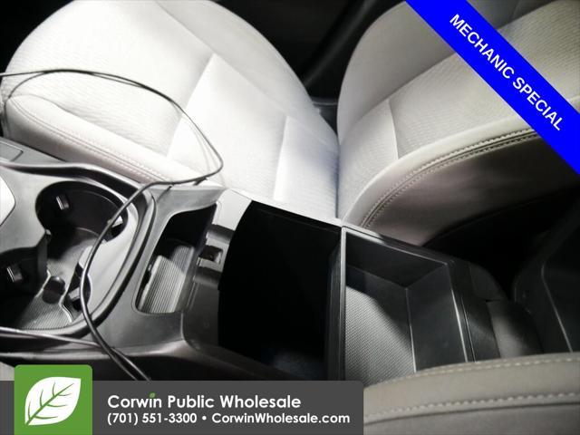 Photo of 2013 Monaco White Hyundai SANTA FE