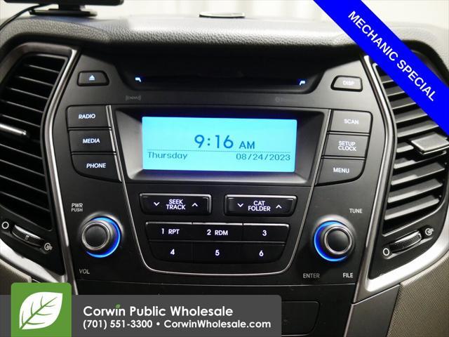 Photo of 2013 Monaco White Hyundai SANTA FE