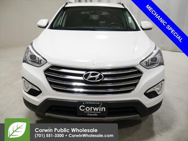 Photo of 2013 Monaco White Hyundai SANTA FE