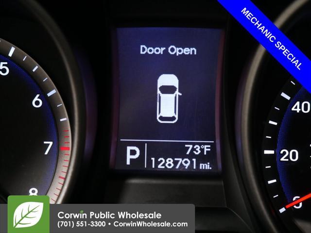 Photo of 2013 Monaco White Hyundai SANTA FE