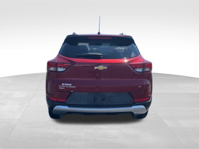Photo of 2023 Crimson Metallic Chevrolet Trailblazer