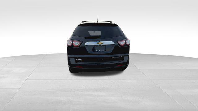 Photo of 2015 Black Granite Metallic Chevrolet Traverse