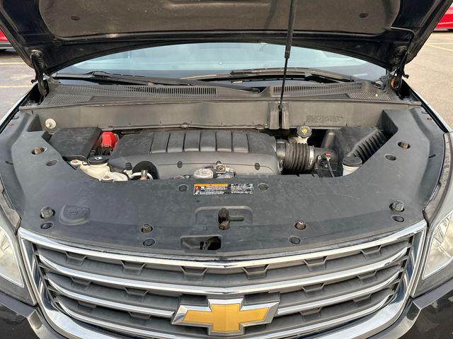 Photo of 2015 Black Granite Metallic Chevrolet Traverse