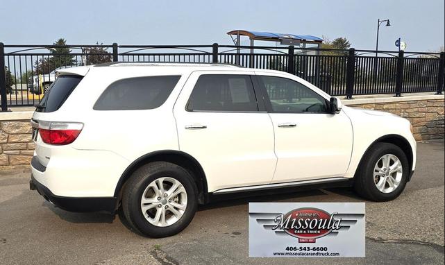 Photo of 2013 White Dodge Durango