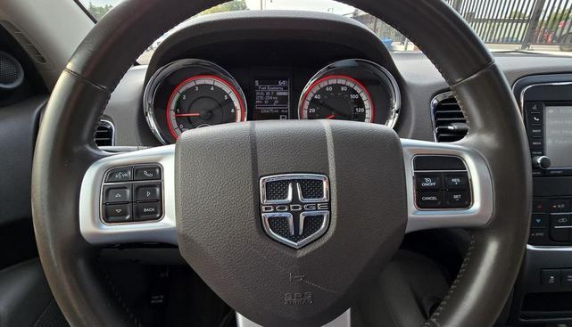 Photo of 2013 White Dodge Durango